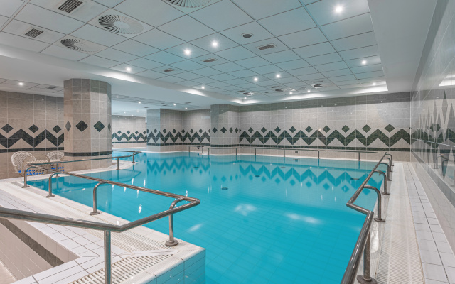 Отель Radium Palace