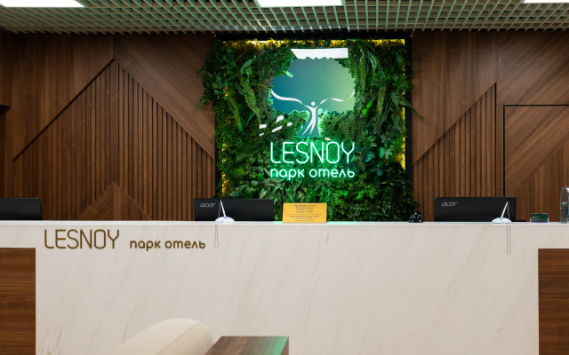 LESNOY Park Hotel