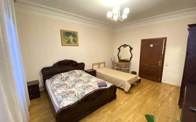 Меблированные комнаты У Максима