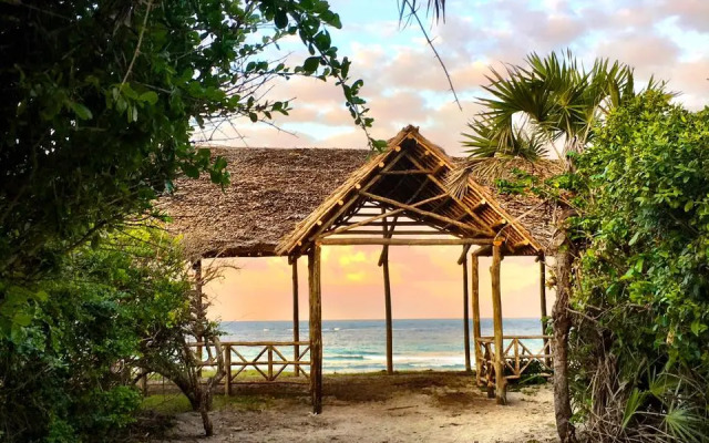 Отель Makao Changani Beach Resort