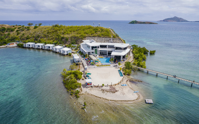 Курортный отель Loloata Island Resort