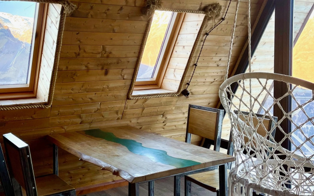 Moonhouse Guest House