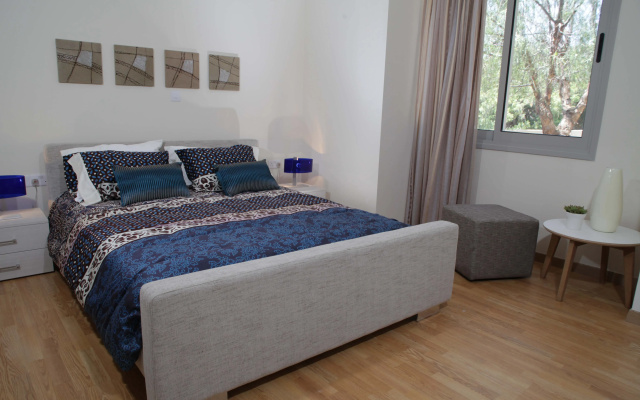 Апартаменты Amathusia Coastal Heights