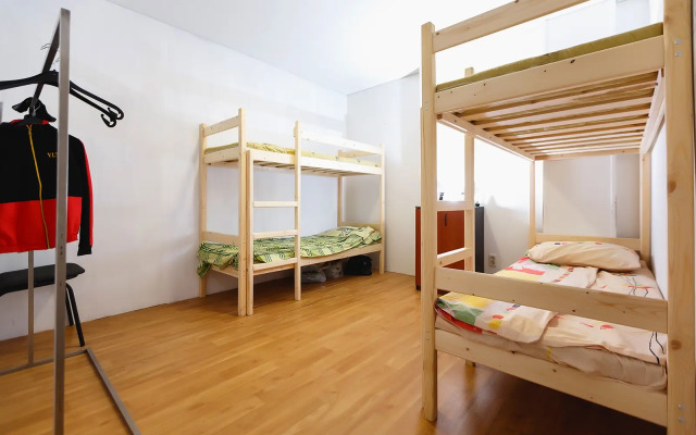 Хостел Sleeping Rooms