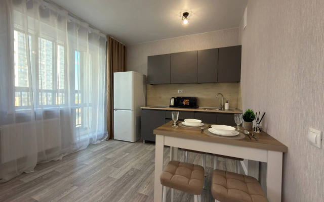 Квартира Home Hotel в ЖК Околица