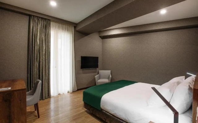 Theory Hotel
