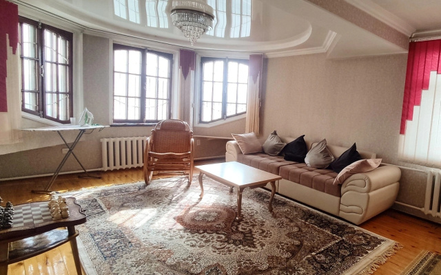 Хостел Uyut house Osh