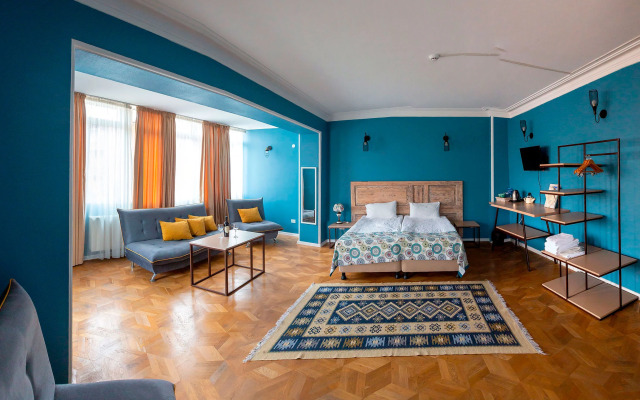 Guest rooms · Tbilisi — photo 9