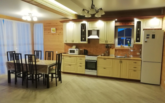 Shale V Kazhma Guest house