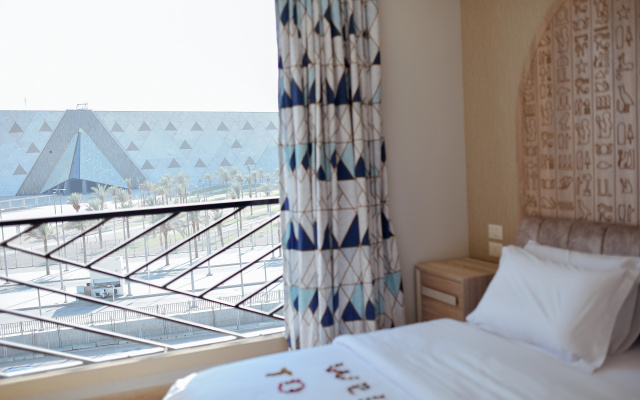 Отель Royal Great Pyramid Inn