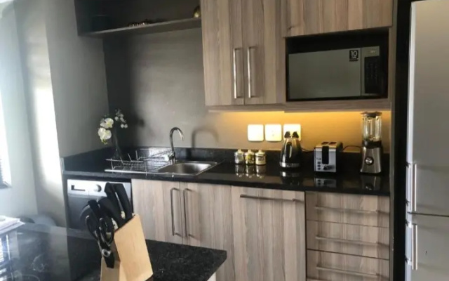 Апартаменты Penthouse Suite  Exquisite One Bedroom Apartment