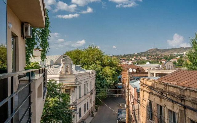 Отель Constant Tbilisi
