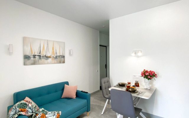 Апартаменты-студия 30 кв.м. с кроватью и балконом, 4 этаж