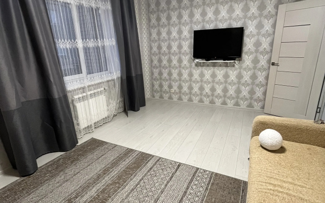 Dvukhkomnatnaya Uyutnaya V Tsentre Elisty Flat