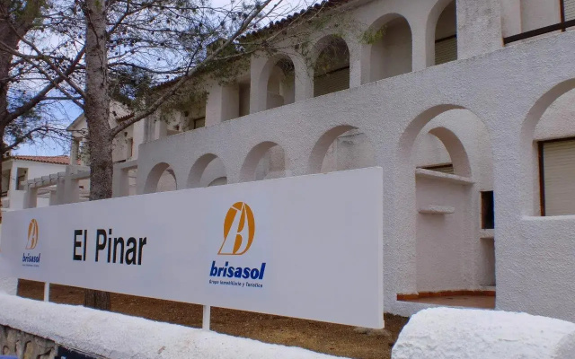 Апартаменты Bungalows El Pinar Miami playa -Rentalmar