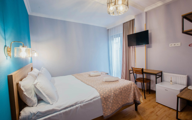 Guest rooms · Tbilisi — photo 20