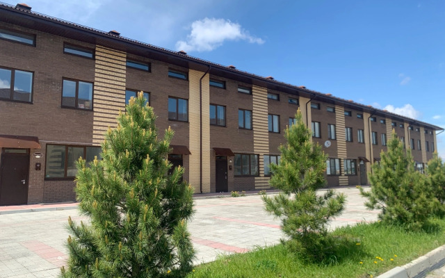 Отель Фермер House