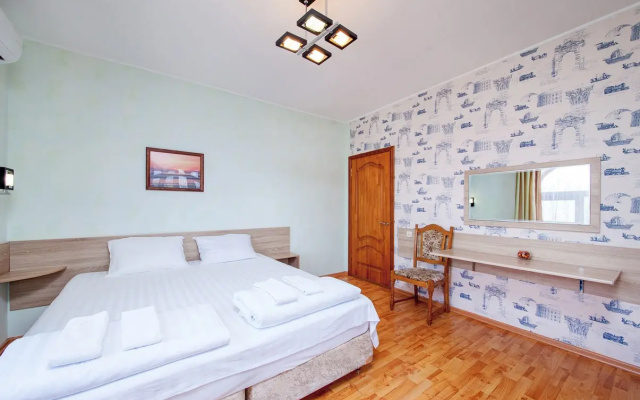 Family Guest House