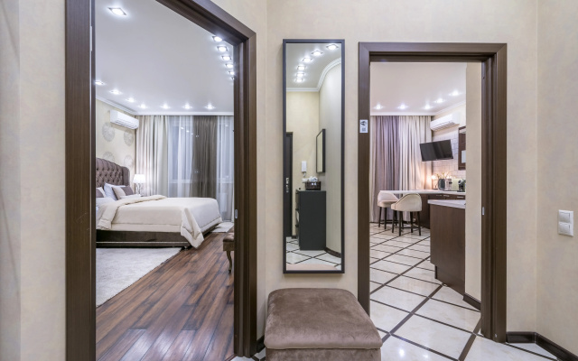 Апартаменты Admiral nearby Hilton 148