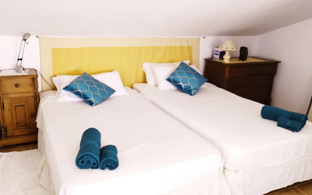 Апартаменты Aucanada Love Nest