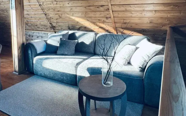 Частный дом Lake house