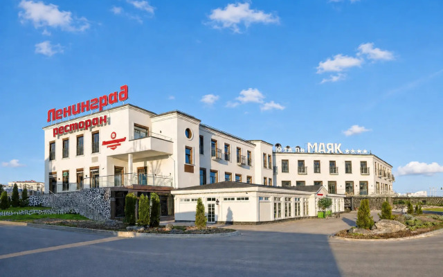 Апарт-отель МАЯК