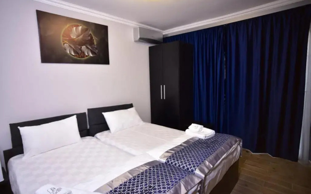 Отель La Casa Yerevan