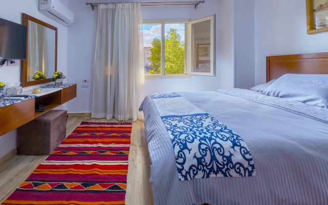 Отель Royal Crown Hotel Giza Pyramids View
