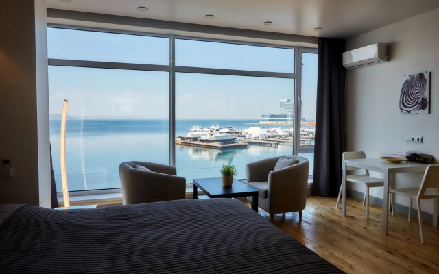 Апартаменты Deluxe Sea View by VVO Apartments