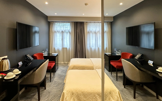 Guest rooms · Tbilisi — photo 19