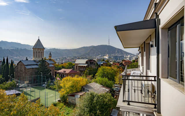 Superior Apartment with balcony and with view · Best Tbilisi Hotel — photo 14