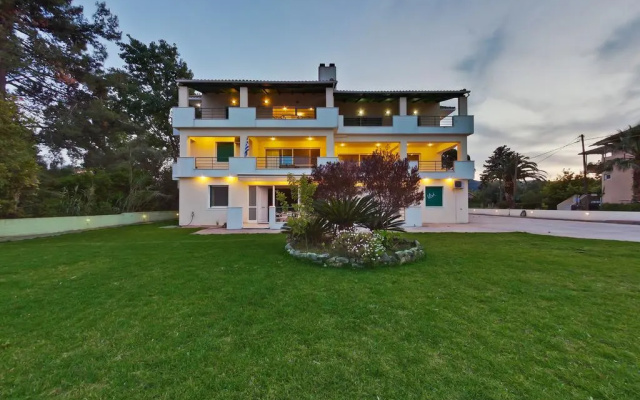 Апартаменты Matina's Residence