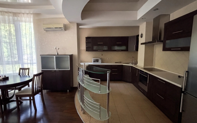 Квартира ПосуткаРу Партиз.2  Александровский Парк СтГАУ и Центр Ставрополя