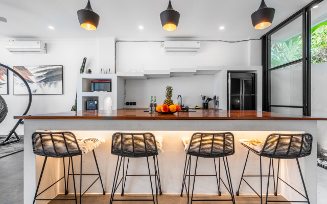 Вилла Sunny Home