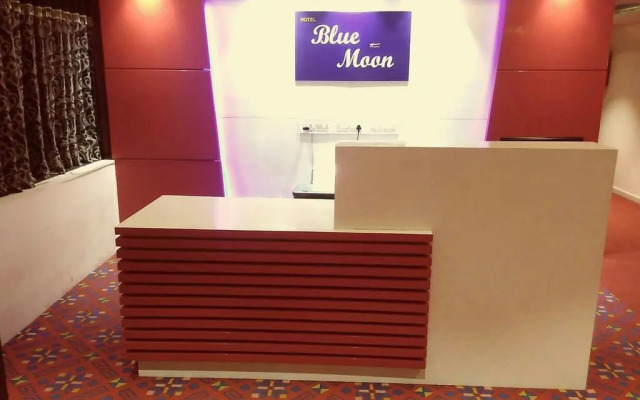 Отель Blue Moon