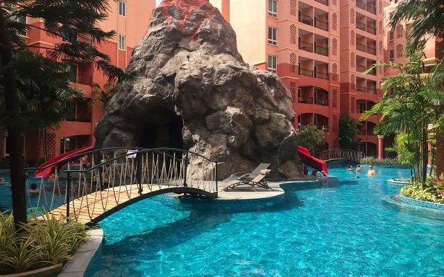 Отель Seven Seas Condo Resort