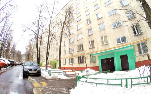 Гостиница на Кировоградской 28/3 в Москве отзывы, цены и фото номеров - забронировать гостиницу на Кировоградской 28/3 онлайн Москва вид на фасад