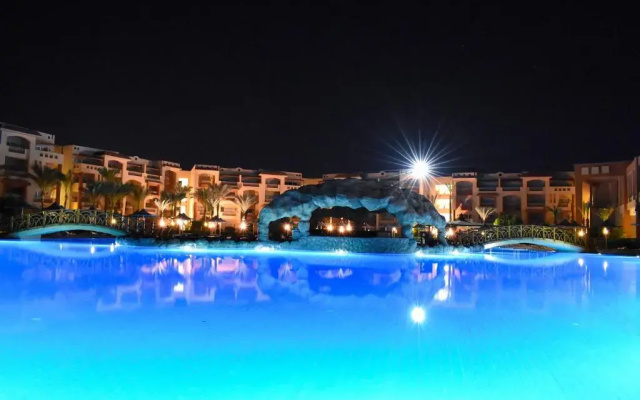 Курортный отель Parrotel Lagoon Waterpark