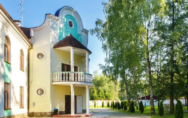 Отель Золотая Осень