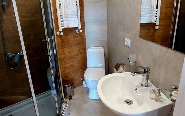 Bathroom · Tbilisi — photo 31