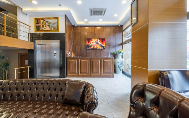 Bulvar Hotel