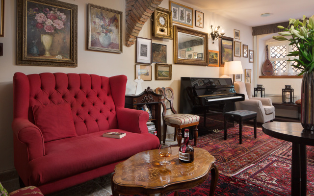 Heritage Angelo d'Oro Hotel