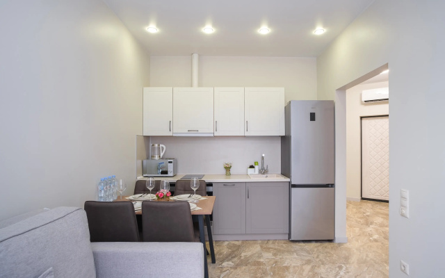 Апартаменты Red Apartments Арт Лайт Сити Моне