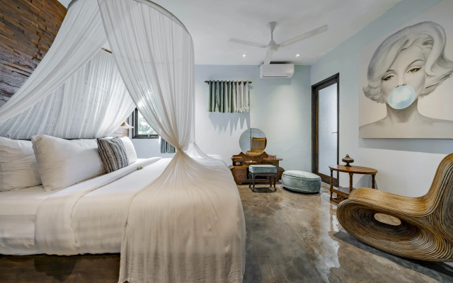 Вилла Gang Bima - Unique Retro Seminyak Private Mansion