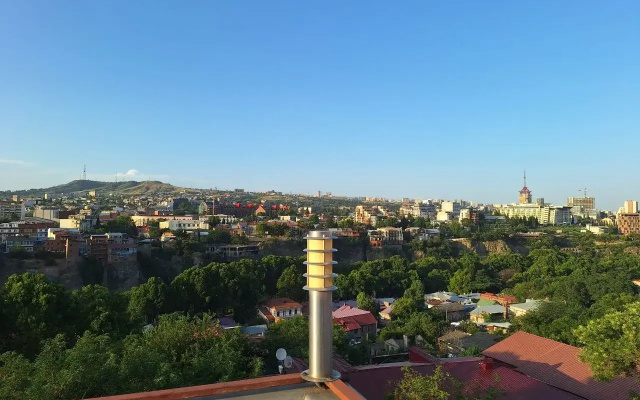 Grounds · Tbilisi — photo 23