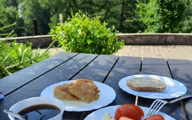 Меблированные комнаты Межгорье