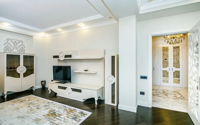 Квартира Luxury on Baku in Nizami street