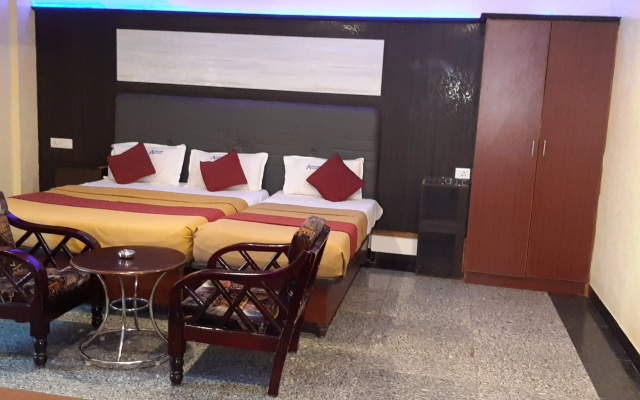 Отель Aakash Residency