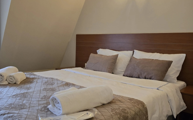 Guest rooms · Batumi — photo 21