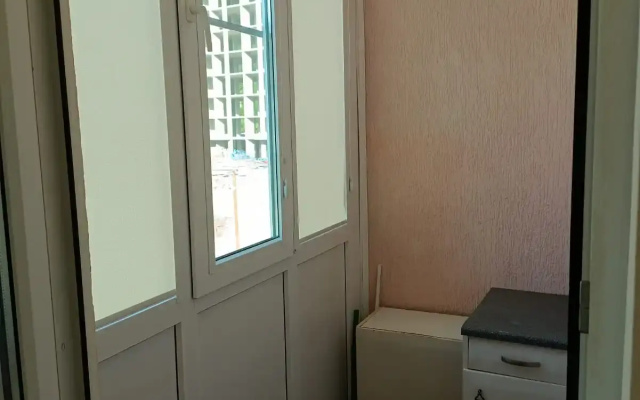 Квартира Уютная Однокомнатная с Двумя Лоджиями